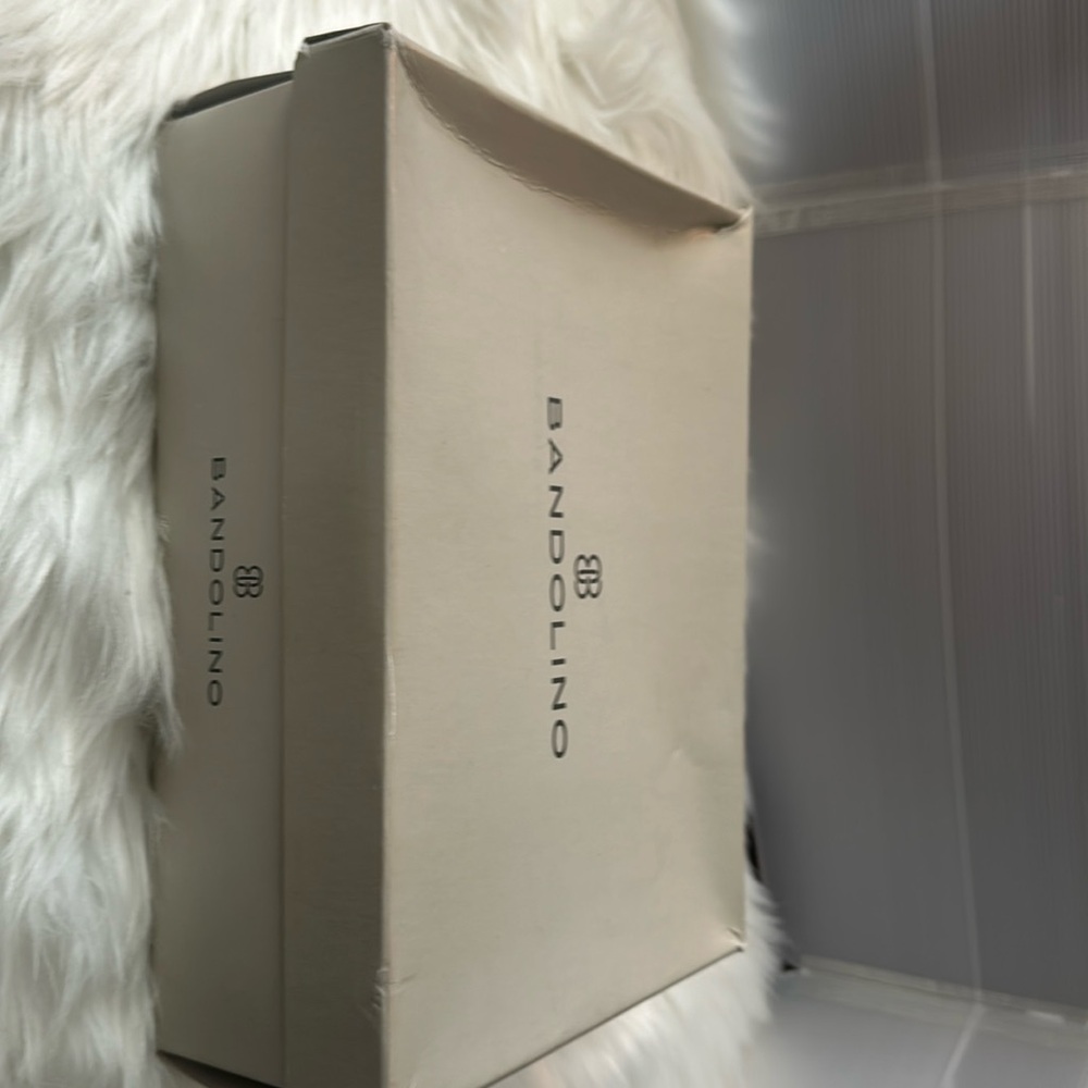 Franco Sarto patent pumps size 10